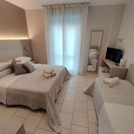 Hotel Stefan Room & Breakfast Gatteo a Mare Ngoại thất bức ảnh