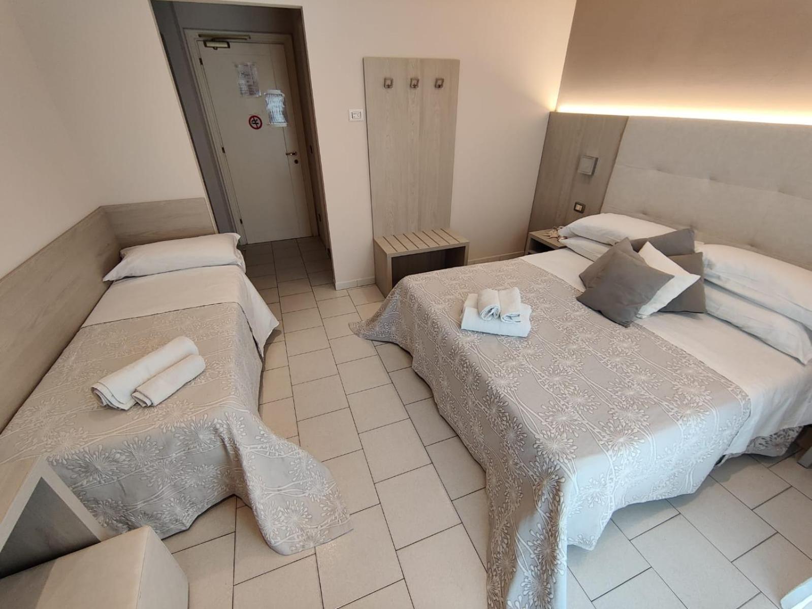 Hotel Stefan Room & Breakfast Gatteo a Mare Ngoại thất bức ảnh