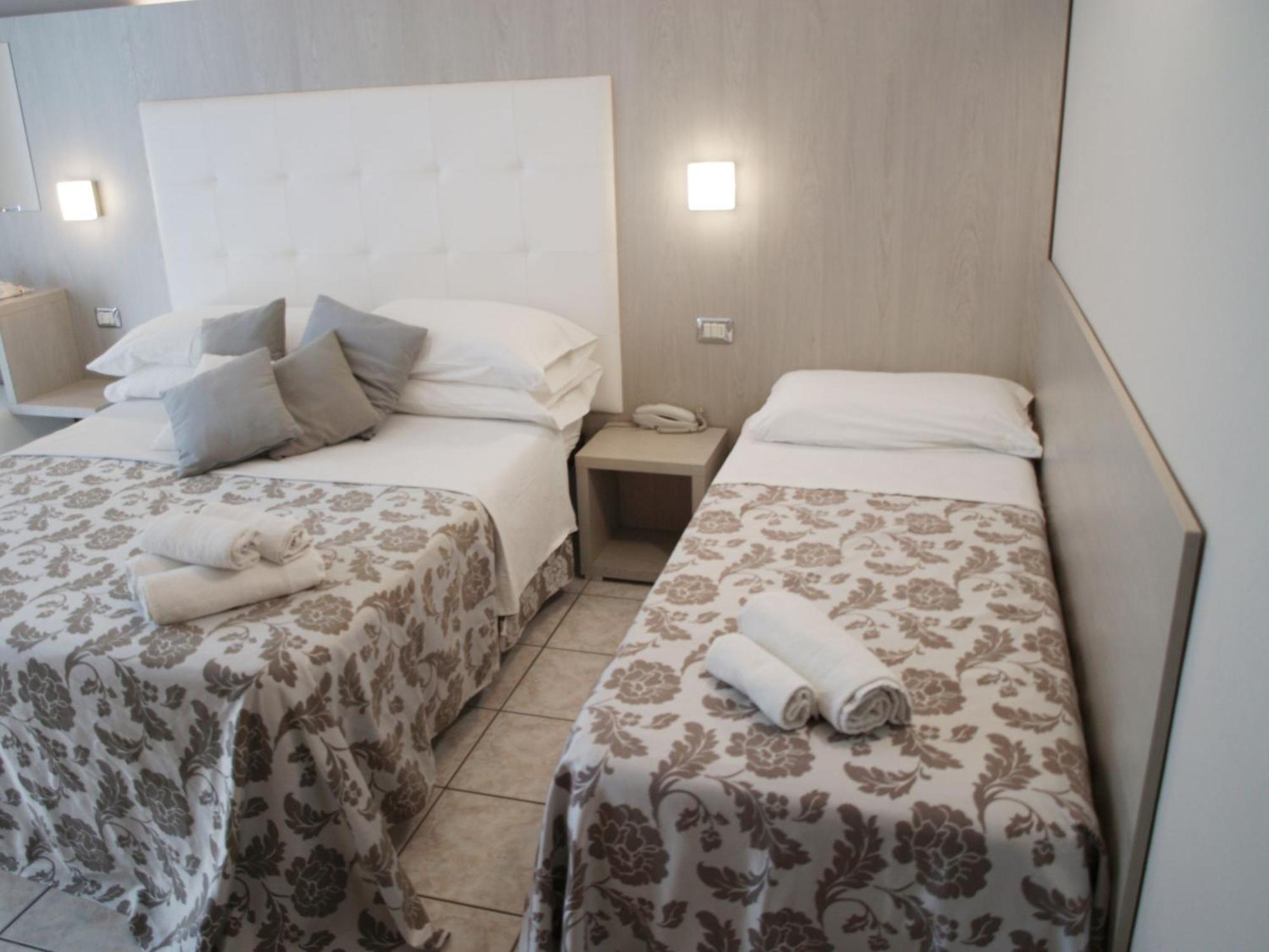 Hotel Stefan Room & Breakfast Gatteo a Mare Ngoại thất bức ảnh