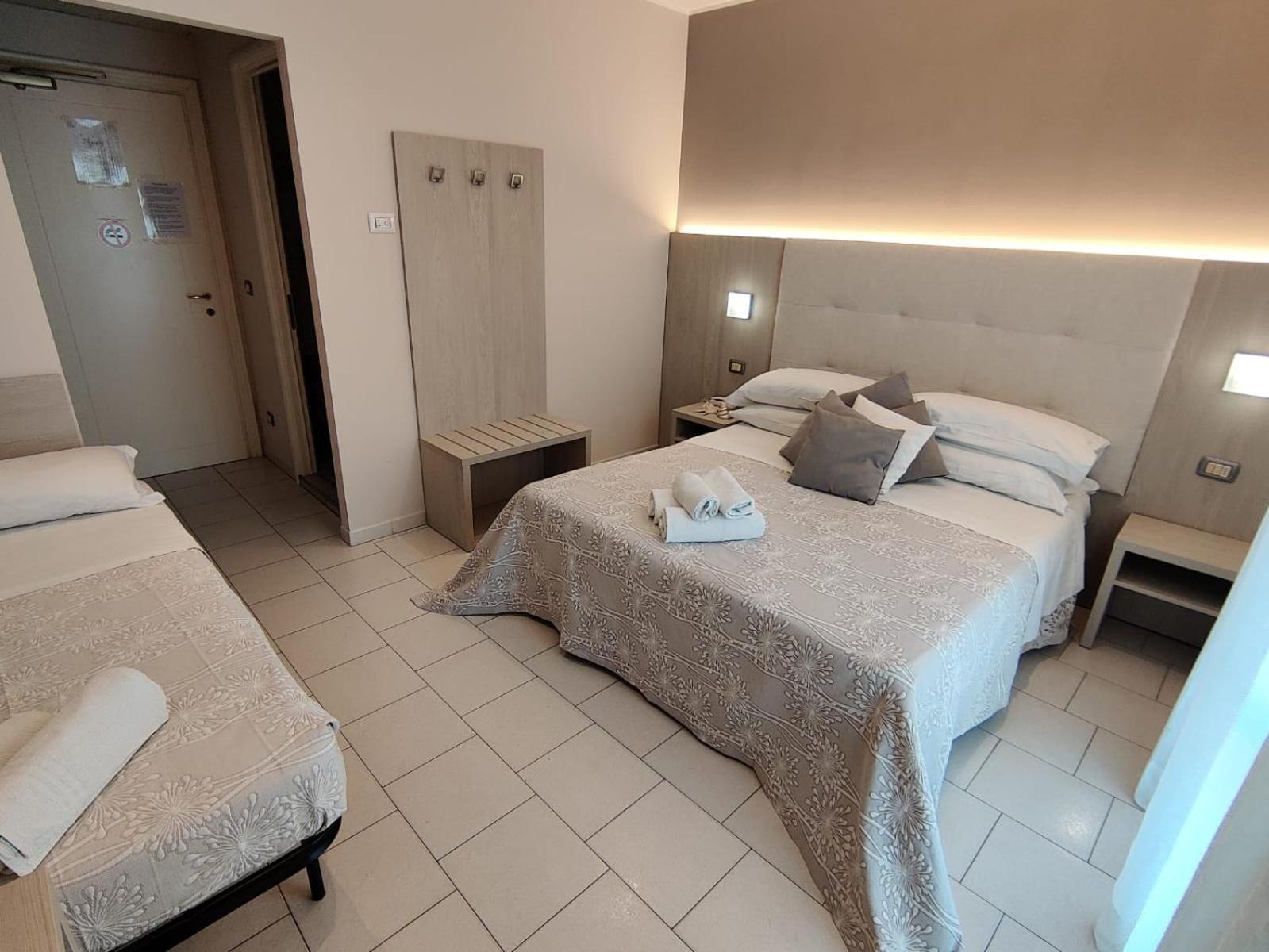 Hotel Stefan Room & Breakfast Gatteo a Mare Ngoại thất bức ảnh
