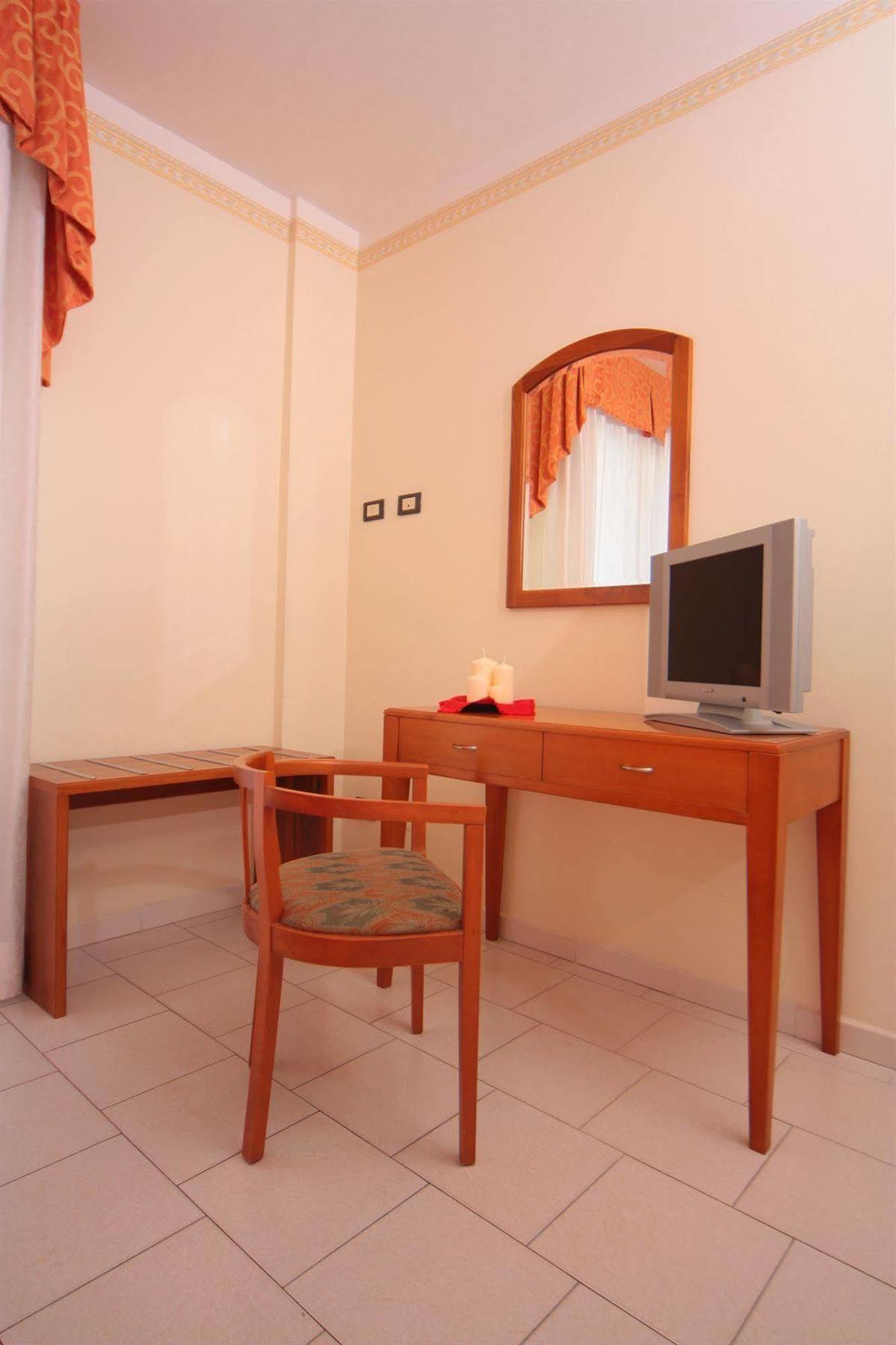 Hotel Stefan Room & Breakfast Gatteo a Mare Ngoại thất bức ảnh