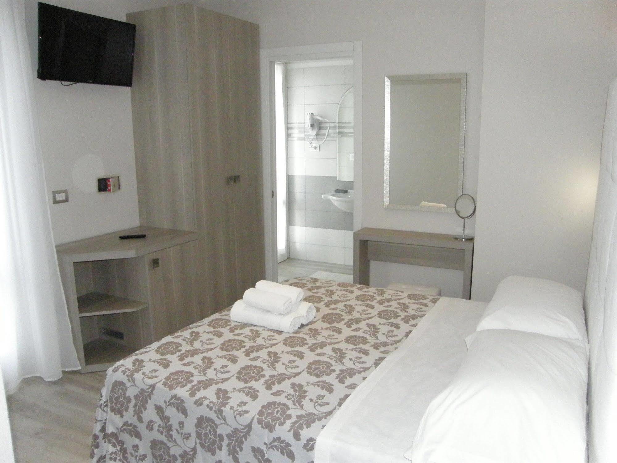 Hotel Stefan Room & Breakfast Gatteo a Mare Ngoại thất bức ảnh