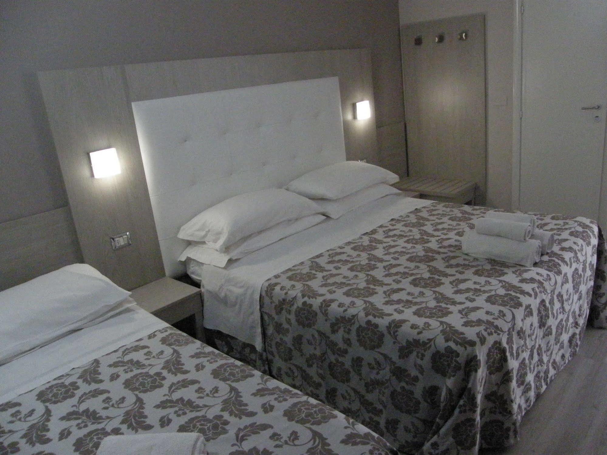 Hotel Stefan Room & Breakfast Gatteo a Mare Ngoại thất bức ảnh